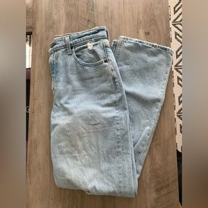 Abercrombie 90s Straight Ultra High Rise Jeans